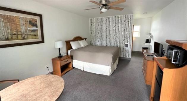 Myrtle Lane Inn Randolph Экстерьер фото