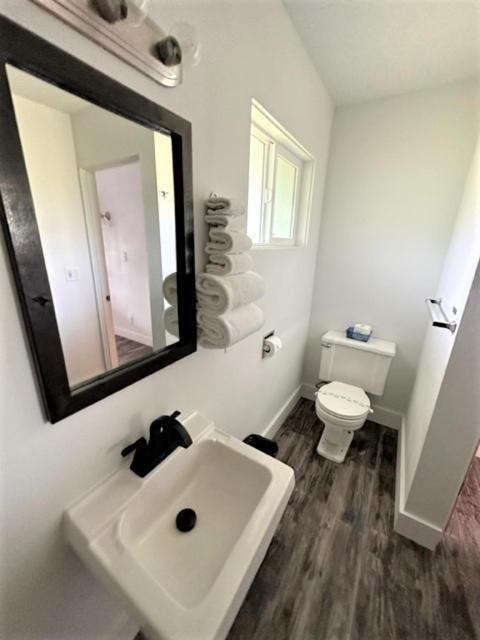 Myrtle Lane Inn Randolph Экстерьер фото