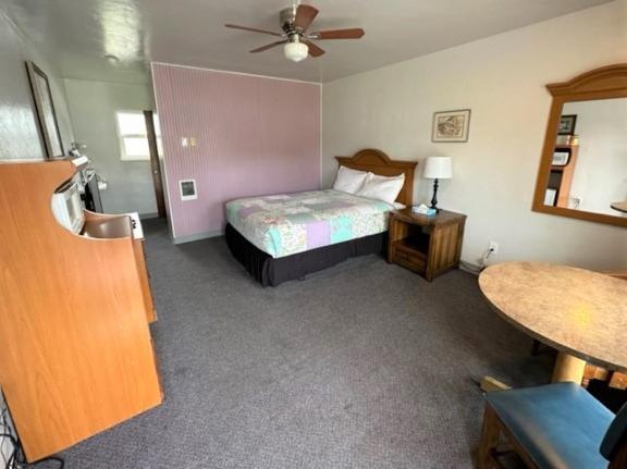 Myrtle Lane Inn Randolph Экстерьер фото