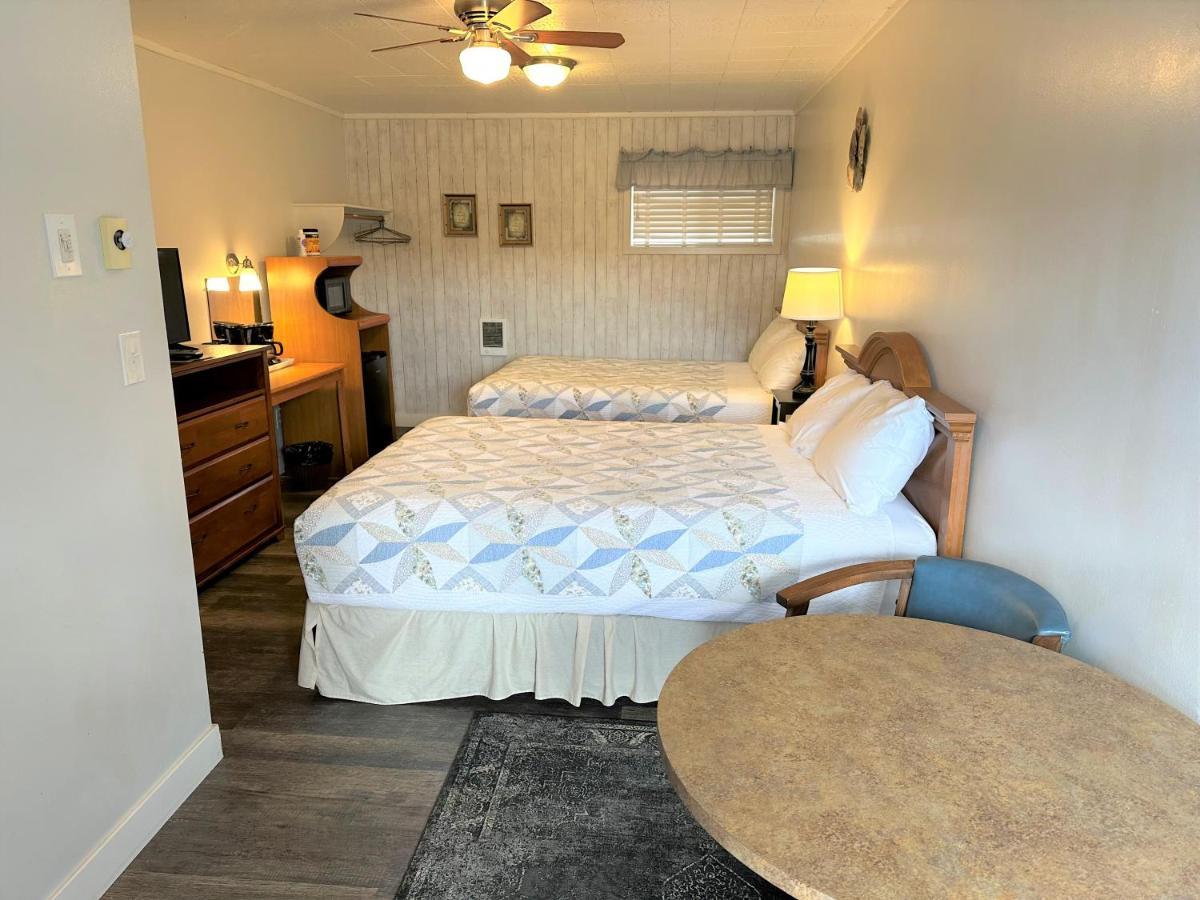 Myrtle Lane Inn Randolph Экстерьер фото